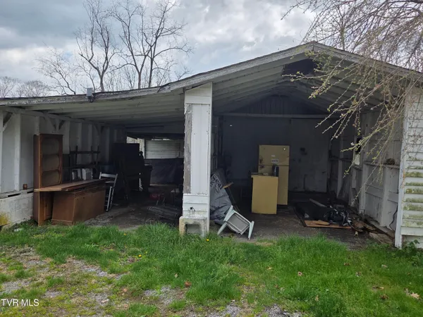 $85,000 | 10189 Crescent Road, Glade Spring, VA 24340