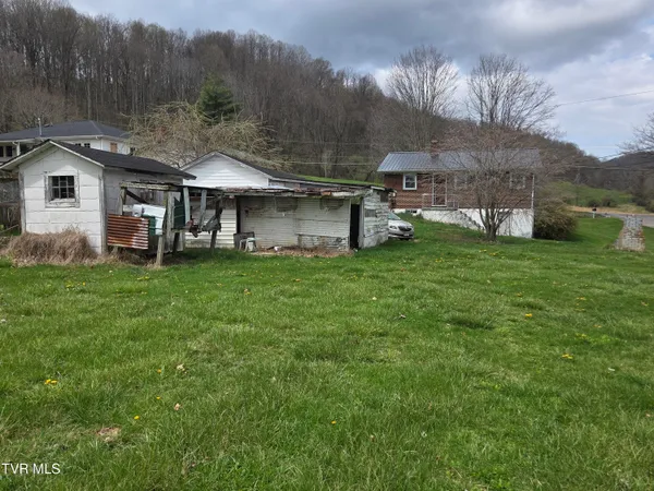 $85,000 | 10189 Crescent Road, Glade Spring, VA 24340