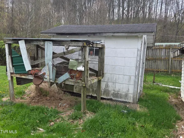 $85,000 | 10189 Crescent Road, Glade Spring, VA 24340