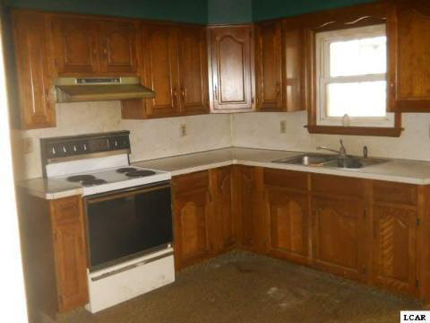 110 Tyrrell Street Clinton, MI 49236 - Photo 6 of 10 20005496-5.JPG