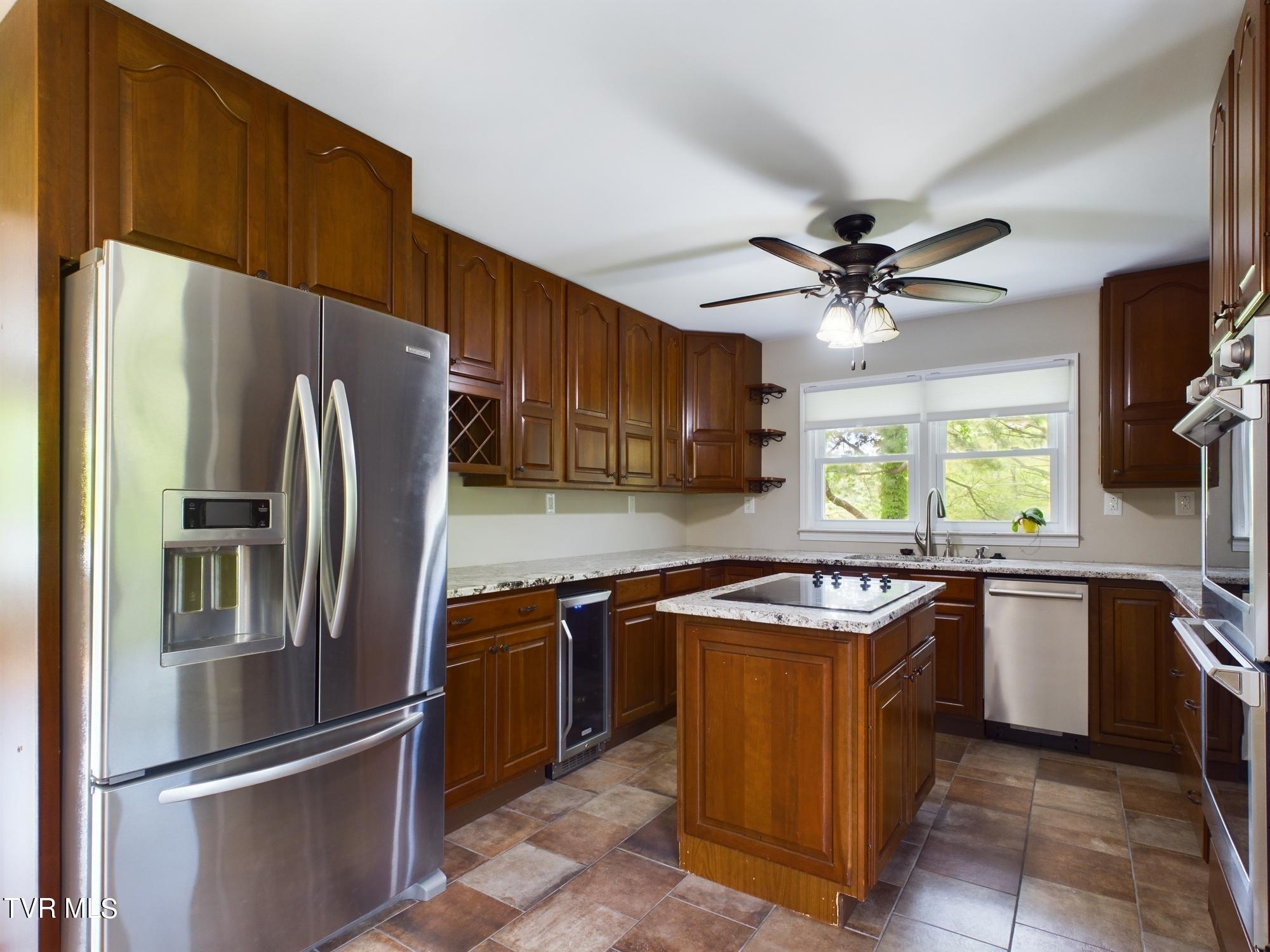 115 Edith Shelton Road Unicoi, TN 37692 - Photo 12 of 67 CAM03826G0-PR0005-STILL005