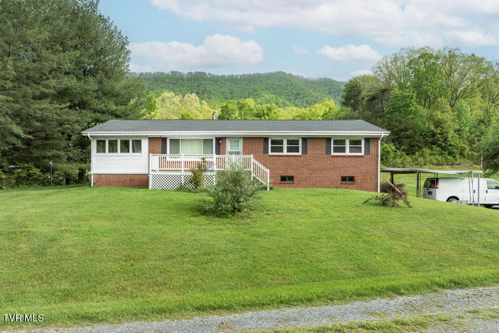 115 Edith Shelton Road Unicoi, TN 37692 - Photo 2 of 67 DJI_0600