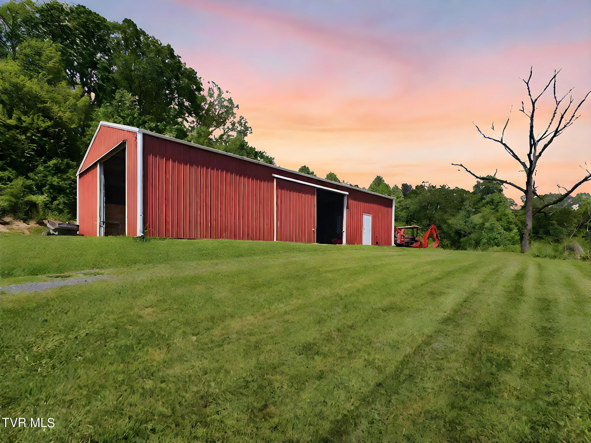 115 Edith Shelton Road Unicoi, TN 37692 - Photo 36 of 67 Virtual Staging - 010