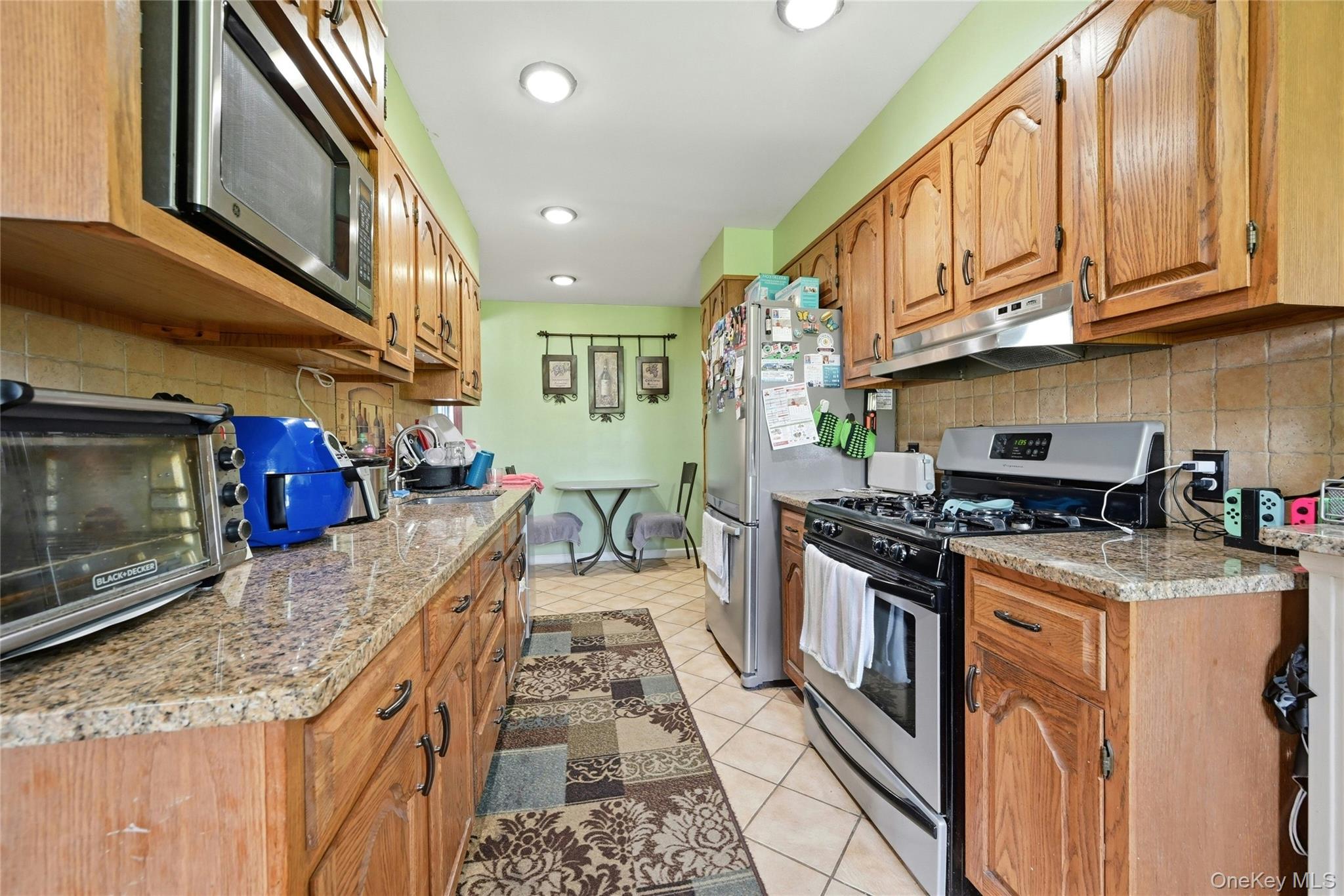 74 Tree Road Centereach, NY 11720 - Photo 11 of 28 Gallery Image 11