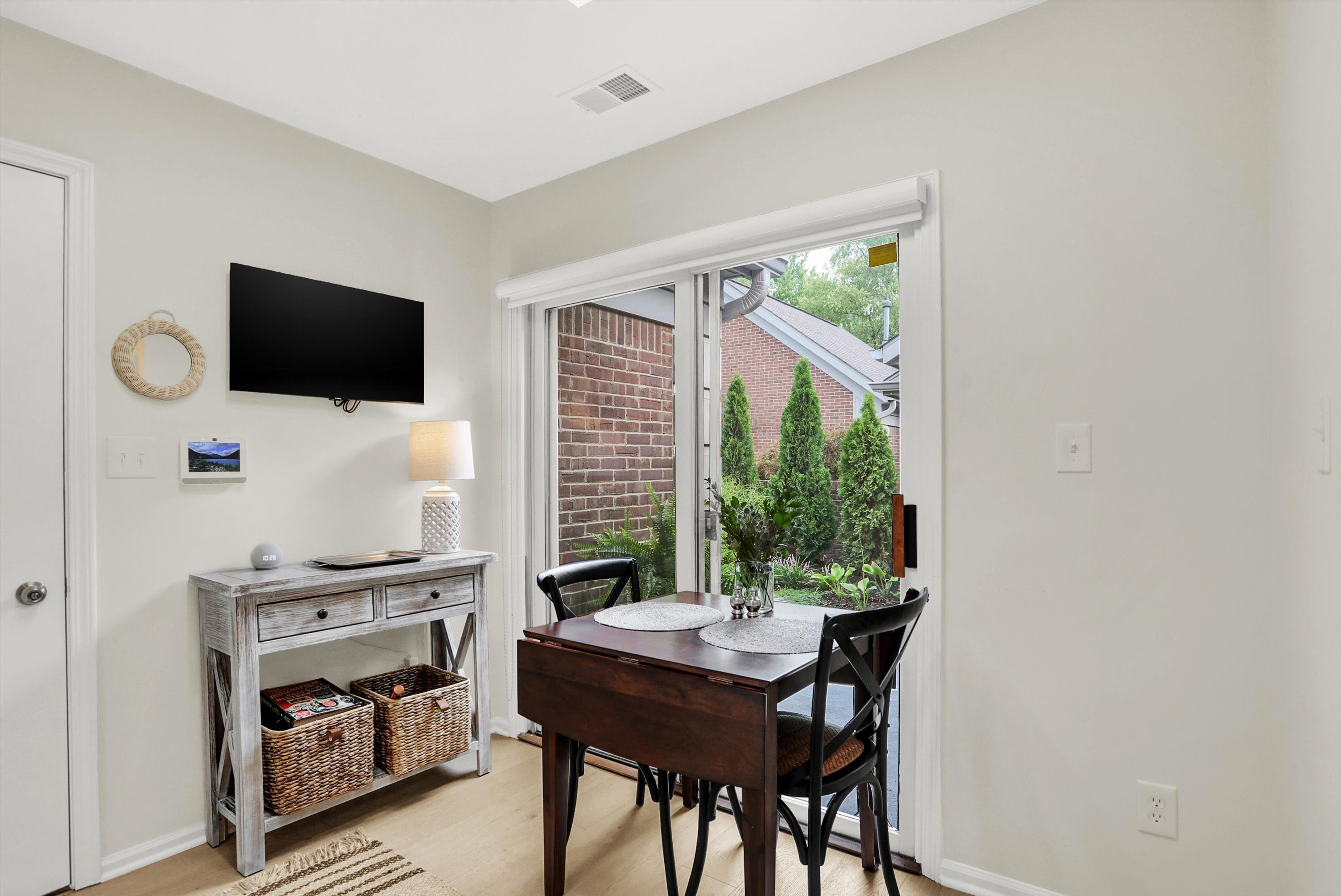 8573 Olde Mill Trace Indianapolis, IN 46260 - Photo 19 of 63