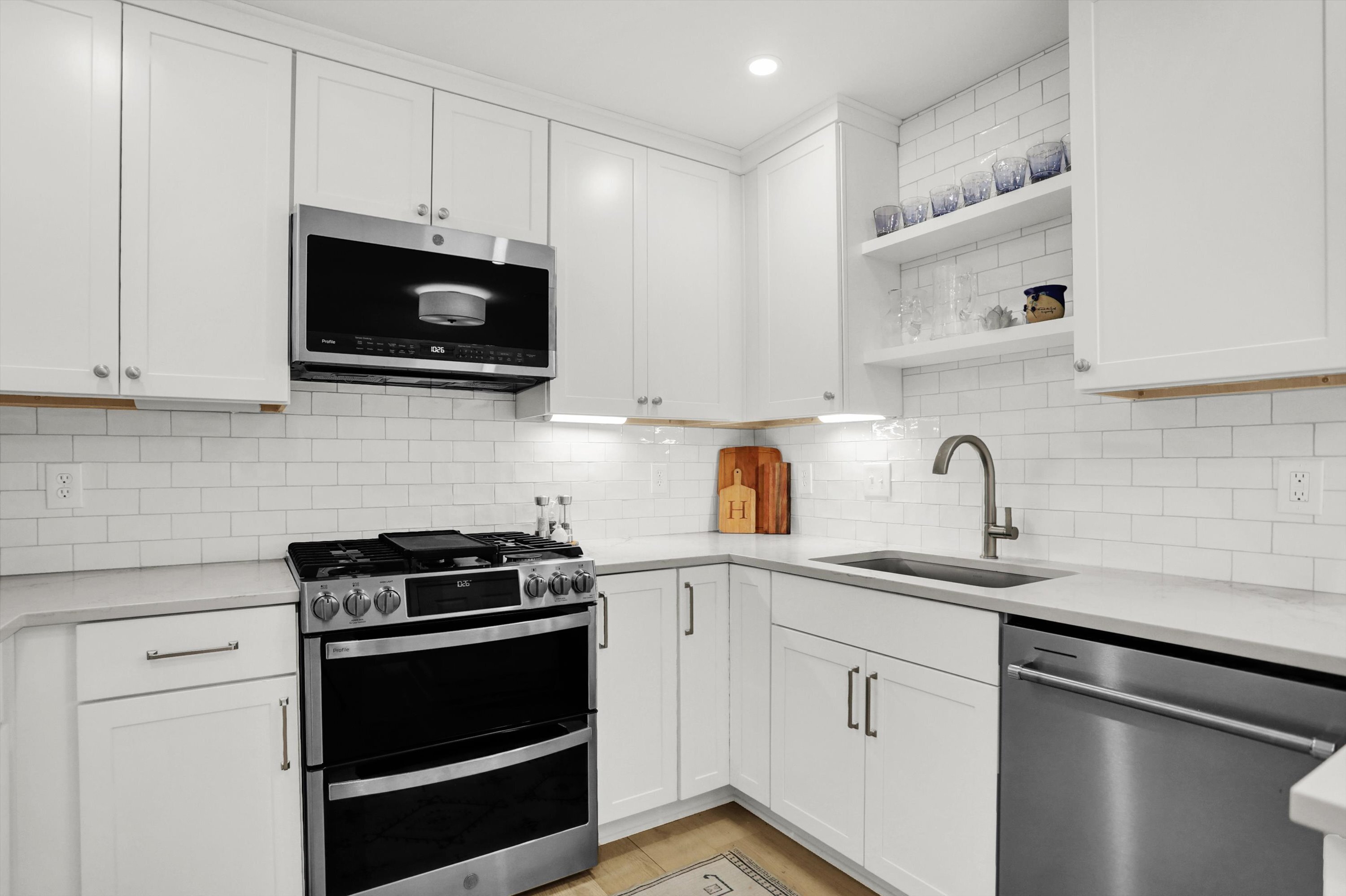 8573 Olde Mill Trace Indianapolis, IN 46260 - Photo 22 of 63