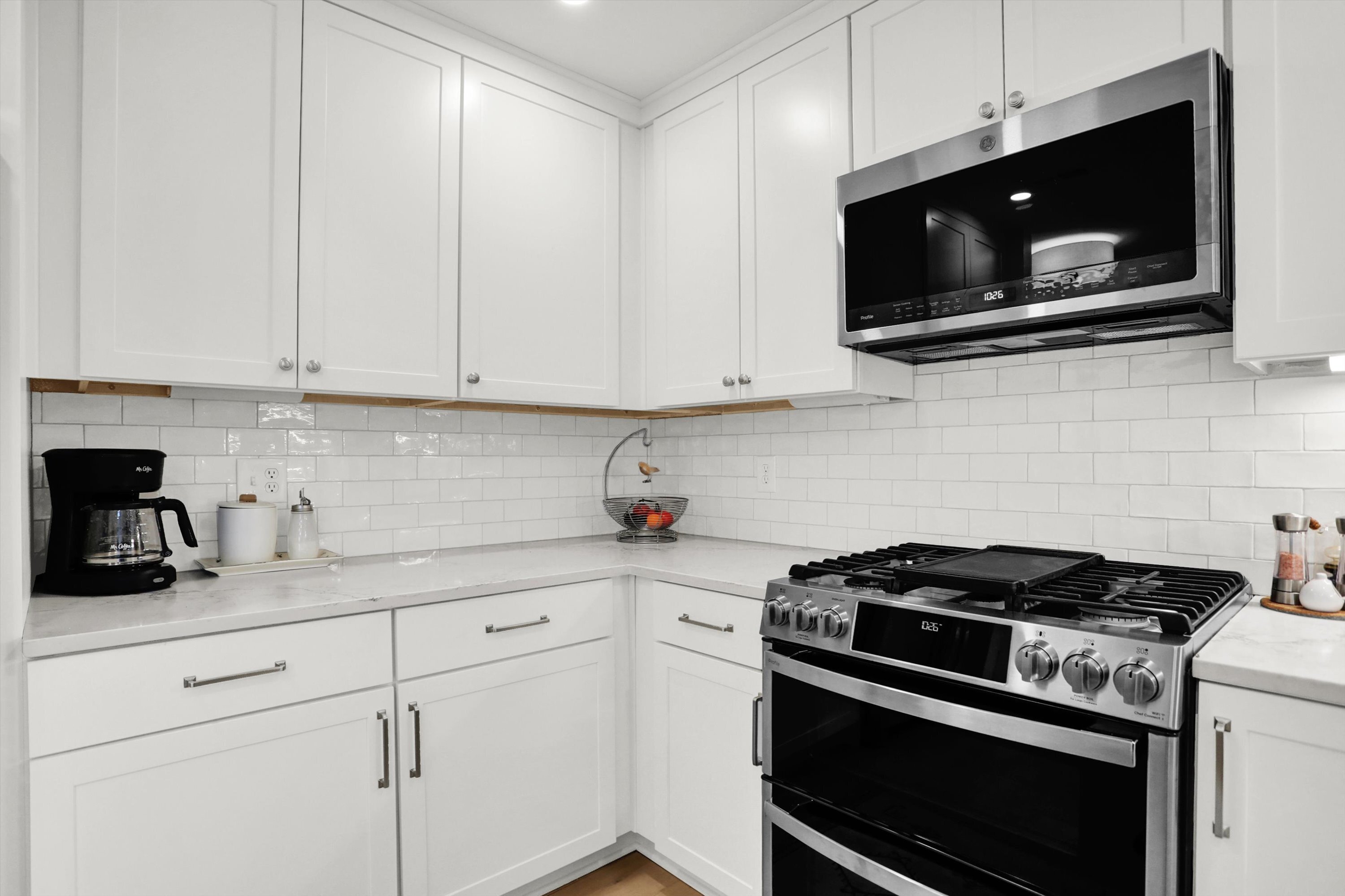 8573 Olde Mill Trace Indianapolis, IN 46260 - Photo 23 of 63