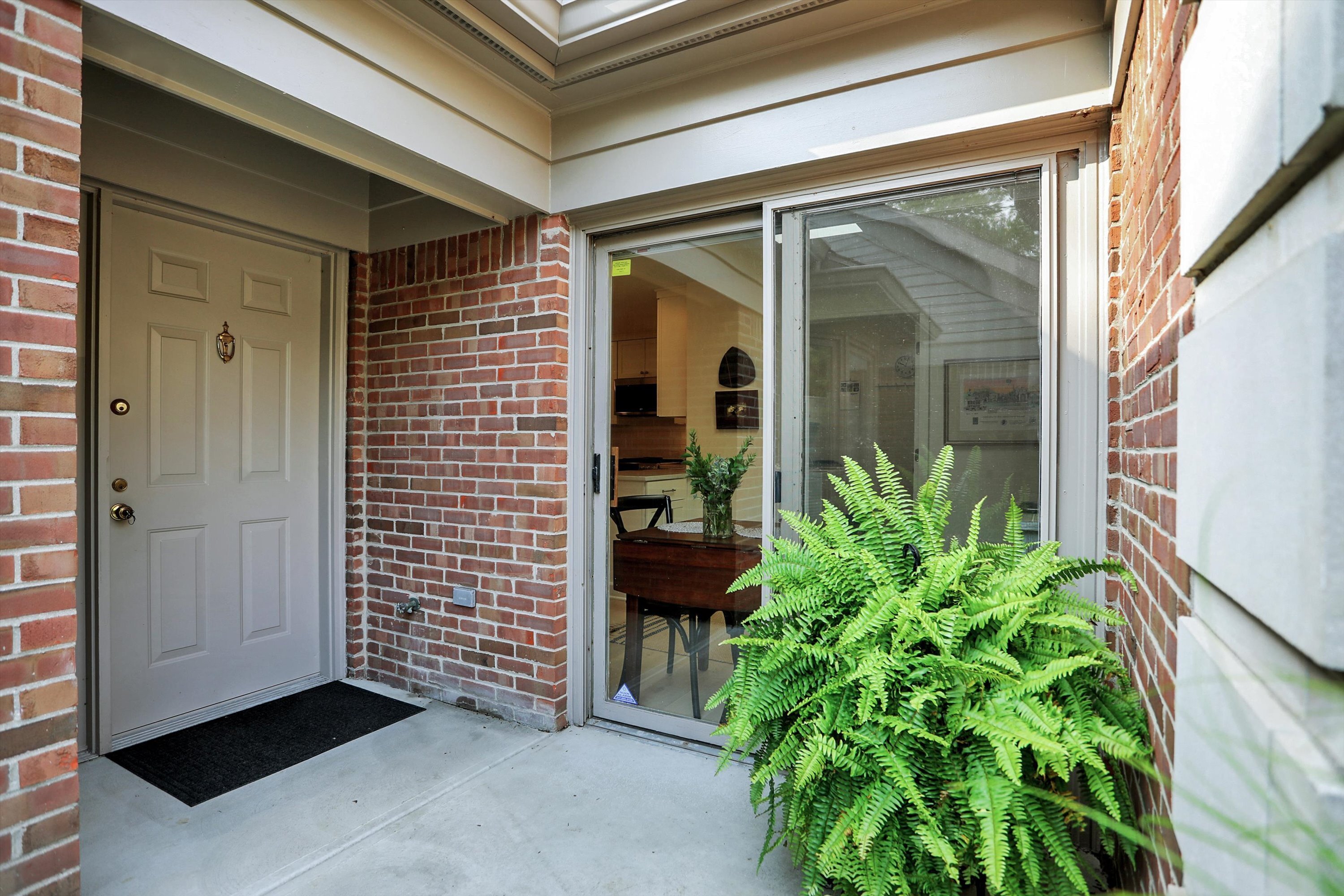 8573 Olde Mill Trace Indianapolis, IN 46260 - Photo 7 of 63