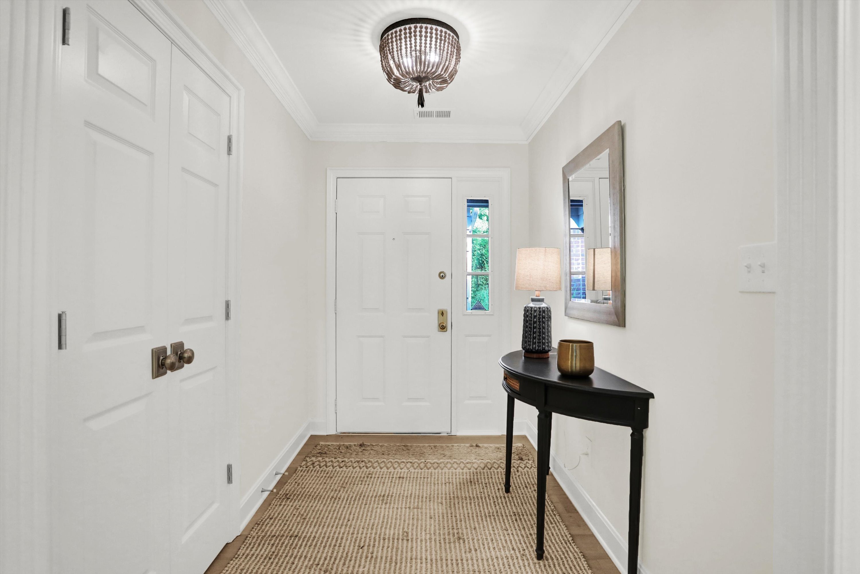 8573 Olde Mill Trace Indianapolis, IN 46260 - Photo 9 of 63