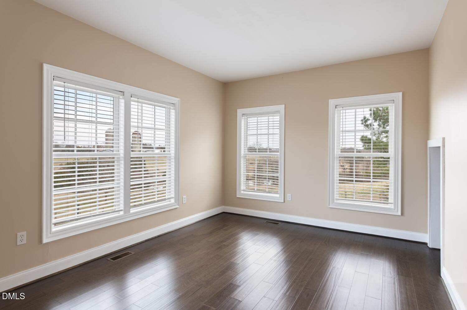 4872 Thom Road Mebane, NC 27302 - Photo 19 of 42 NCR_3685