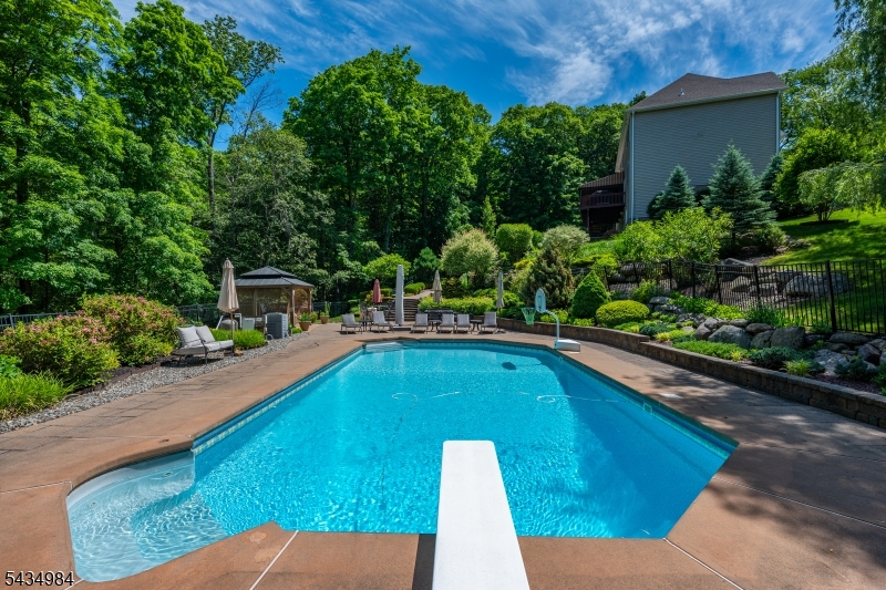 11 Stone Ridge Court Rockaway, NJ 07866 - Photo 2 of 43