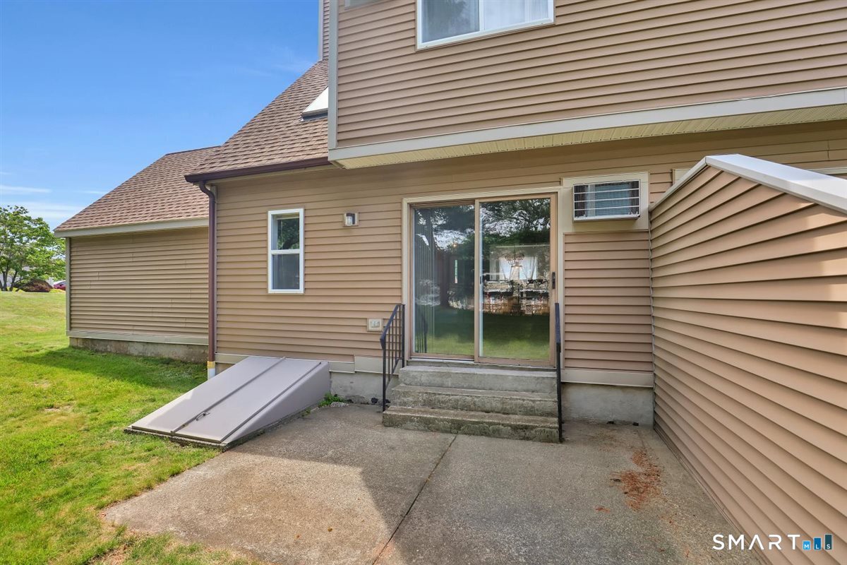 75 Wilson Lane, Unit 2 Vernon, CT 06066 - Photo 35 of 37