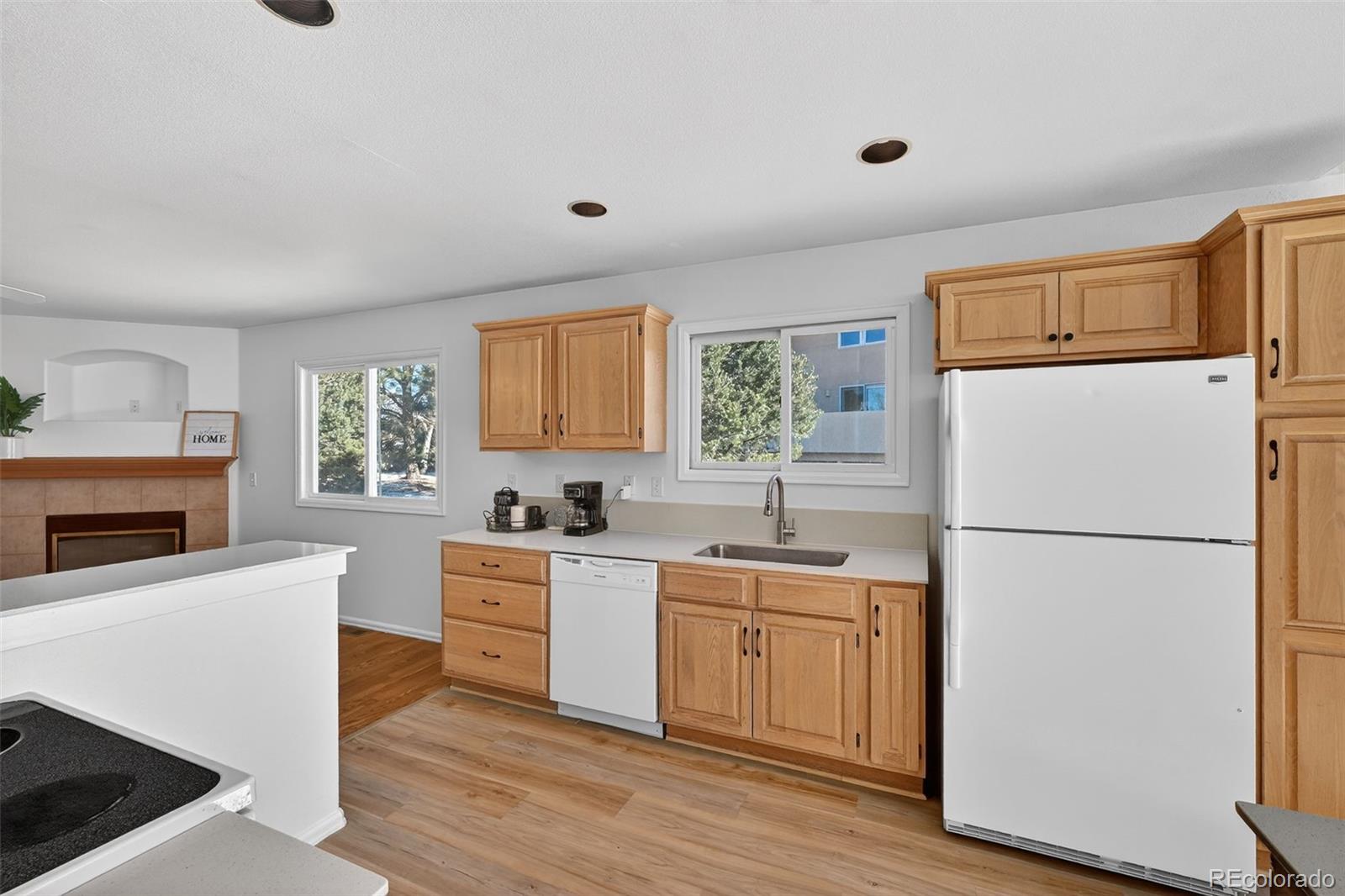 12 Luxury Lane Colorado Springs, CO 80921 - Photo 9 of 33