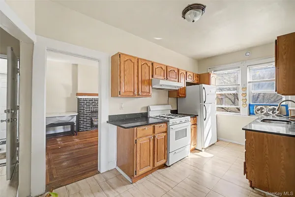 $1,599,000 | 87-15 58th Avenue | Elmhurst