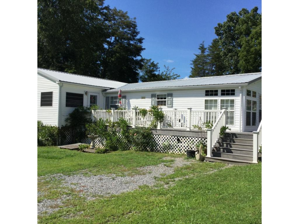 21645 Tranbarger Road Bristol, VA 24202 - Photo 2 of 25 Welcome Home