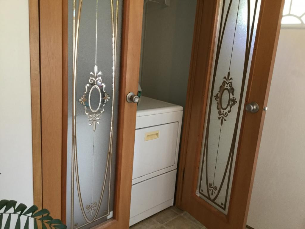 21645 Tranbarger Road Bristol, VA 24202 - Photo 6 of 25 Laundry Room