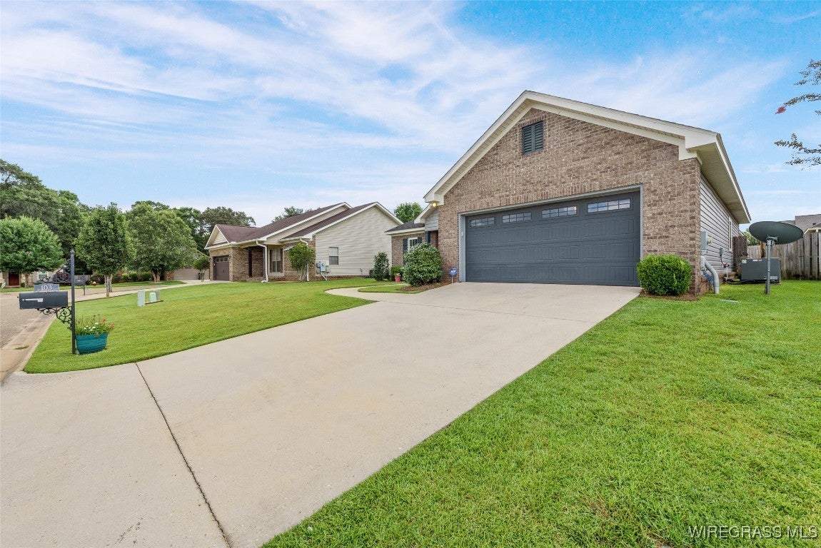 103 Gradic Lane Dothan, AL 36301 - Photo 2 of 30 Gallery Image 2