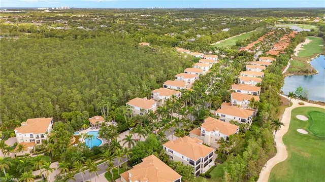 $1,395,000 | 2847 Tiburon Boulevard East, Unit 102, Naples, FL 34109