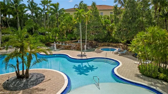 $1,395,000 | 2847 Tiburon Boulevard East, Unit 102, Naples, FL 34109