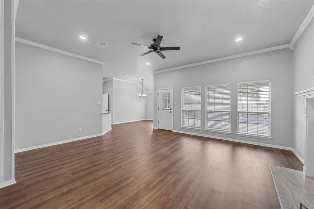 10013 Rodeo Drive Waco, TX 76712 - Photo 8 of 35