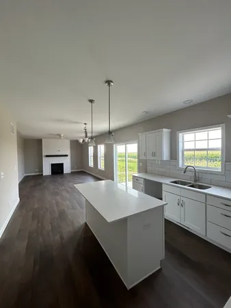 $399,900 | 1419 Warwick Drive, Savoy, IL 61874