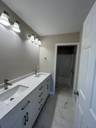 $399,900 | 1419 Warwick Drive, Savoy, IL 61874