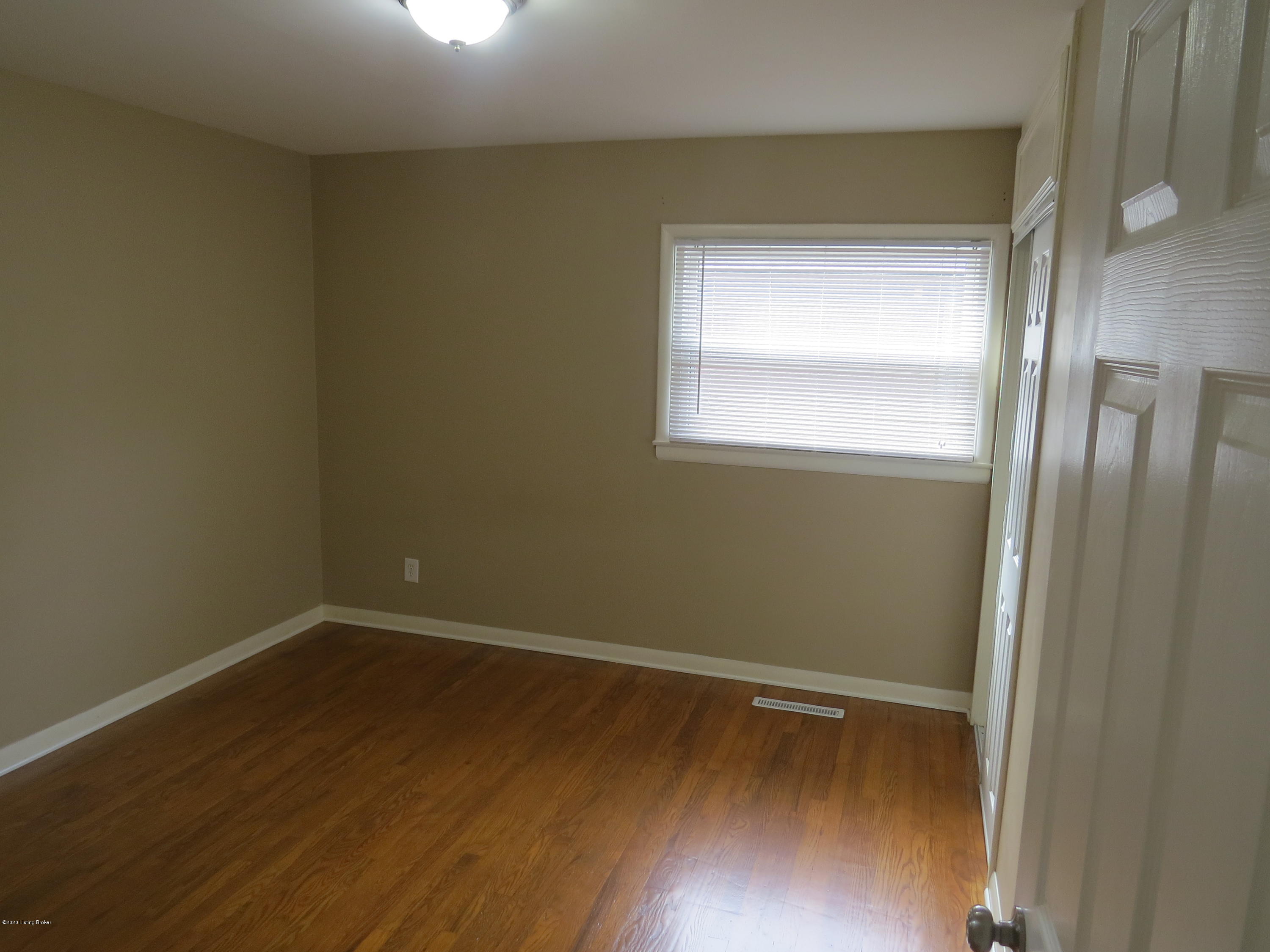 2934 Rio Rita Avenue Louisville, KY 40220 - Photo 14 of 36 IMG_6653