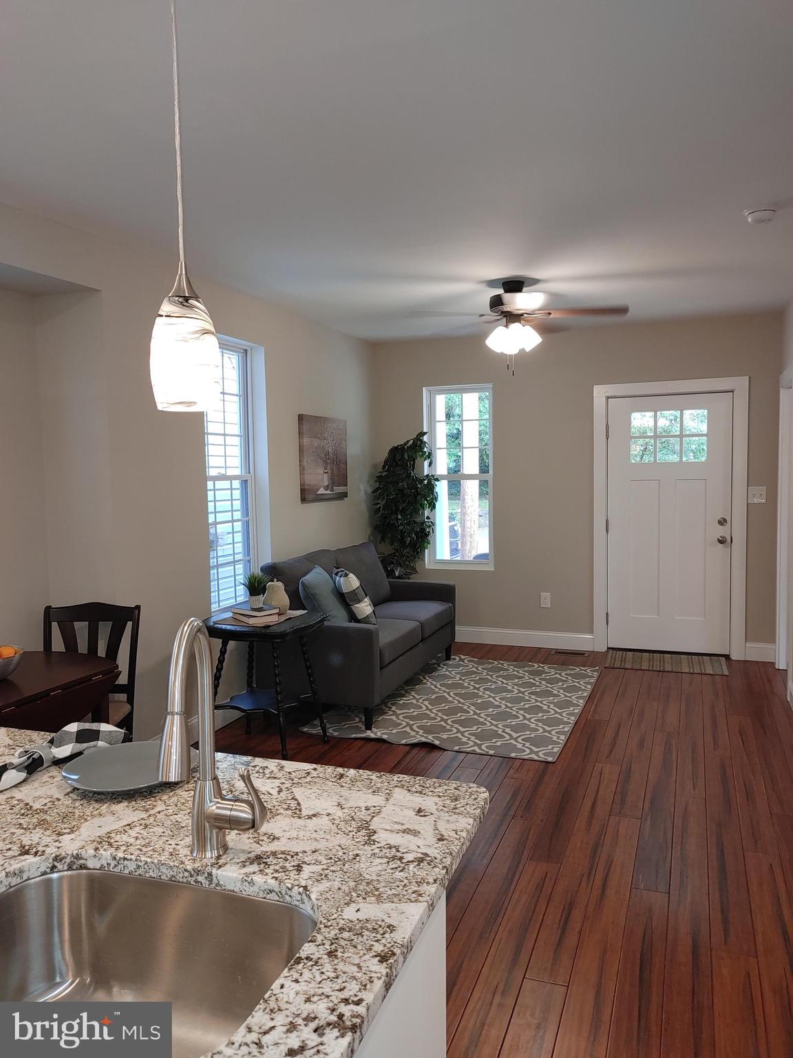 306 Ridgway Street Mount Holly, NJ 08060 - Photo 4 of 22 Gallery Image 4