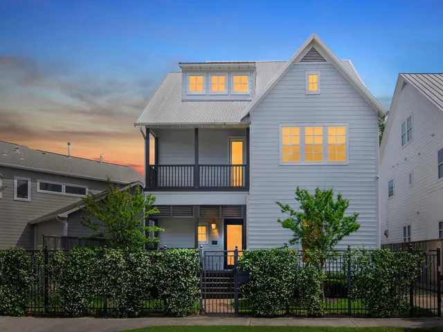 $4,000 | 4533 Polk Street, Houston, TX 77023