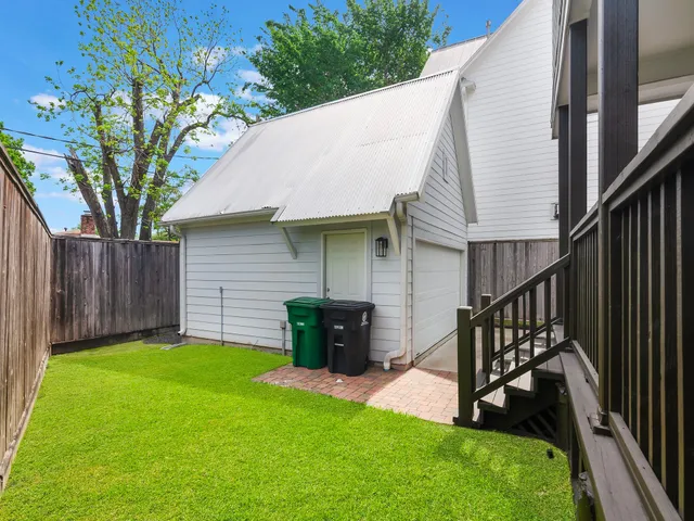 $4,000 | 4533 Polk Street, Houston, TX 77023
