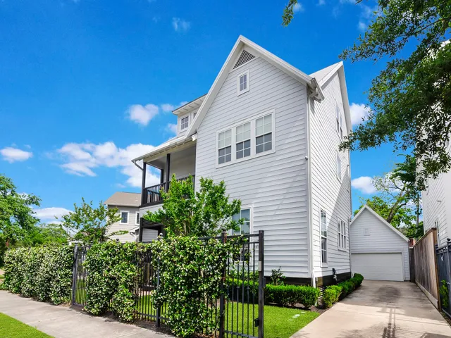 $4,000 | 4533 Polk Street, Houston, TX 77023
