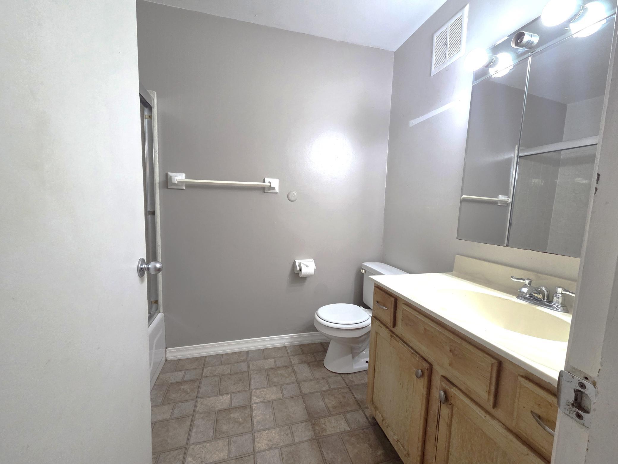 4130 Rahn Road, Unit 111 Eagan, MN 55122 - Photo 7 of 10