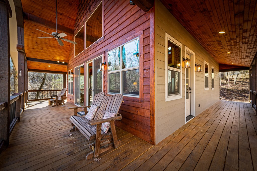 139 White Oak Drive Blue Ridge, GA 30513 - Photo 2 of 59