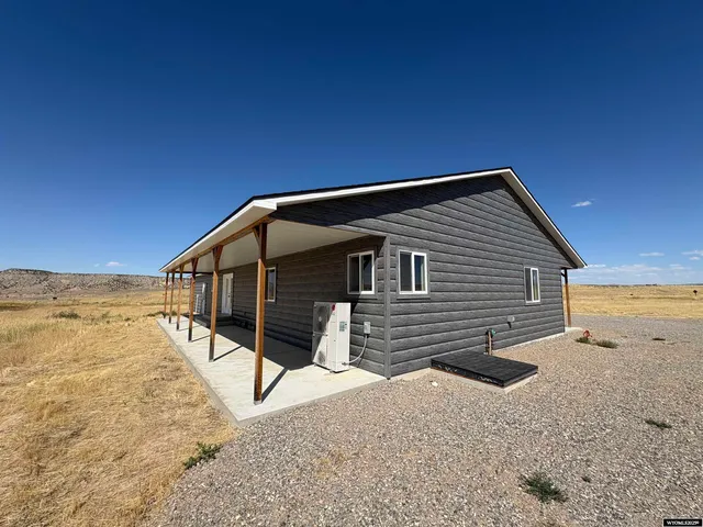 $455,000 | 280 Short Street, Thermopolis, WY 82443