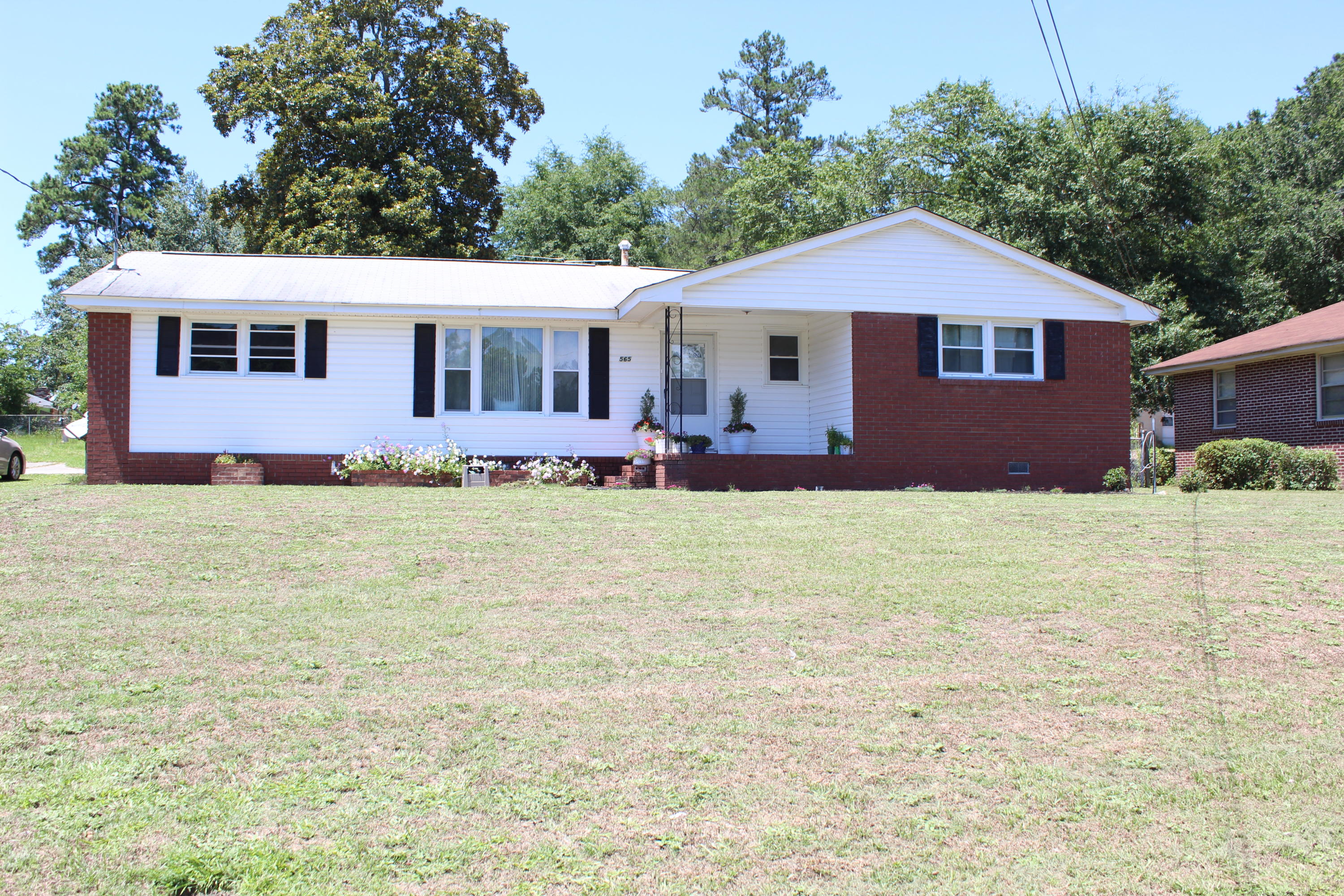 565 State Rd S-38-901 Orangeburg, SC 29115 - Photo 1 of 13 Front View