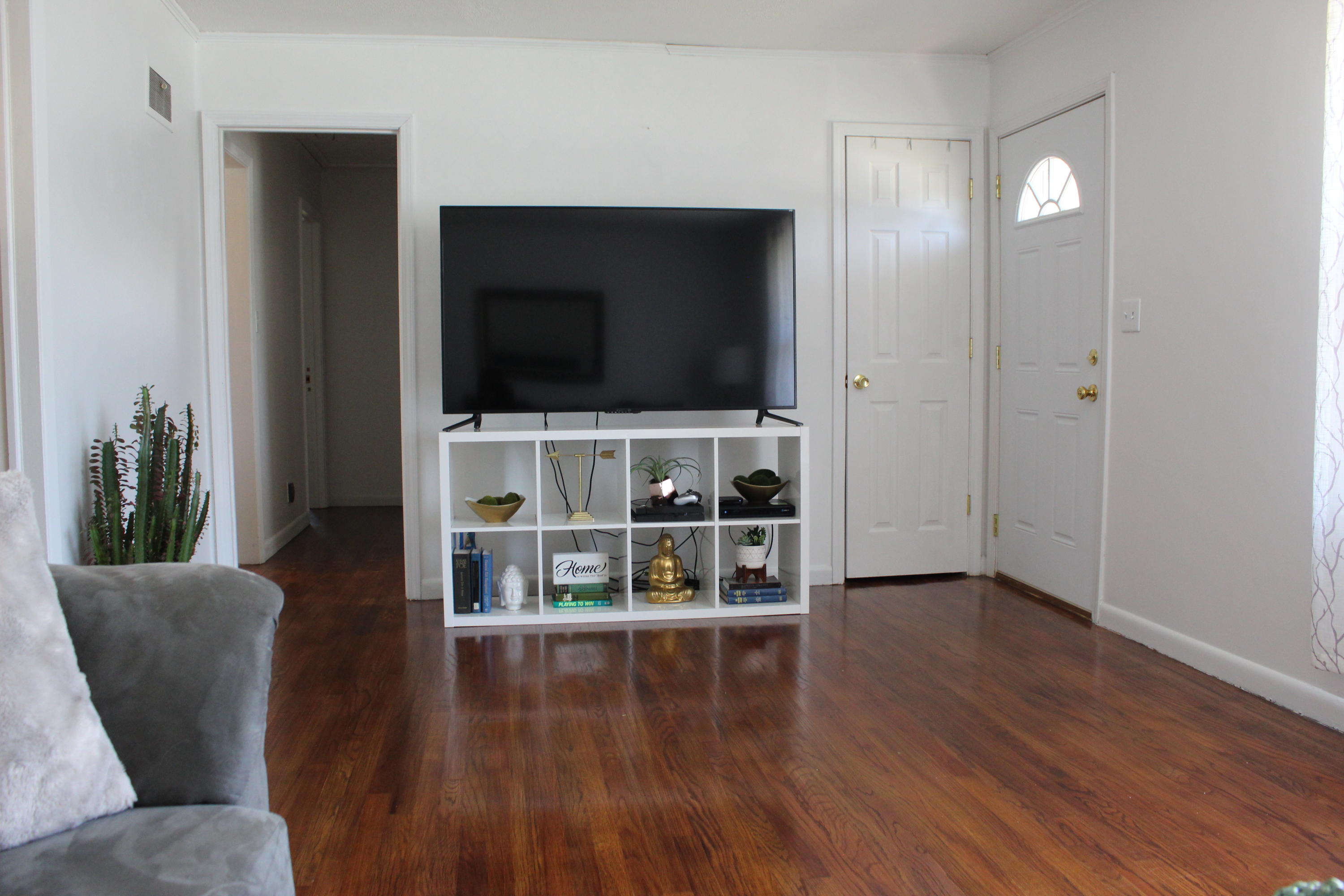 565 State Rd S-38-901 Orangeburg, SC 29115 - Photo 3 of 13 Living Room