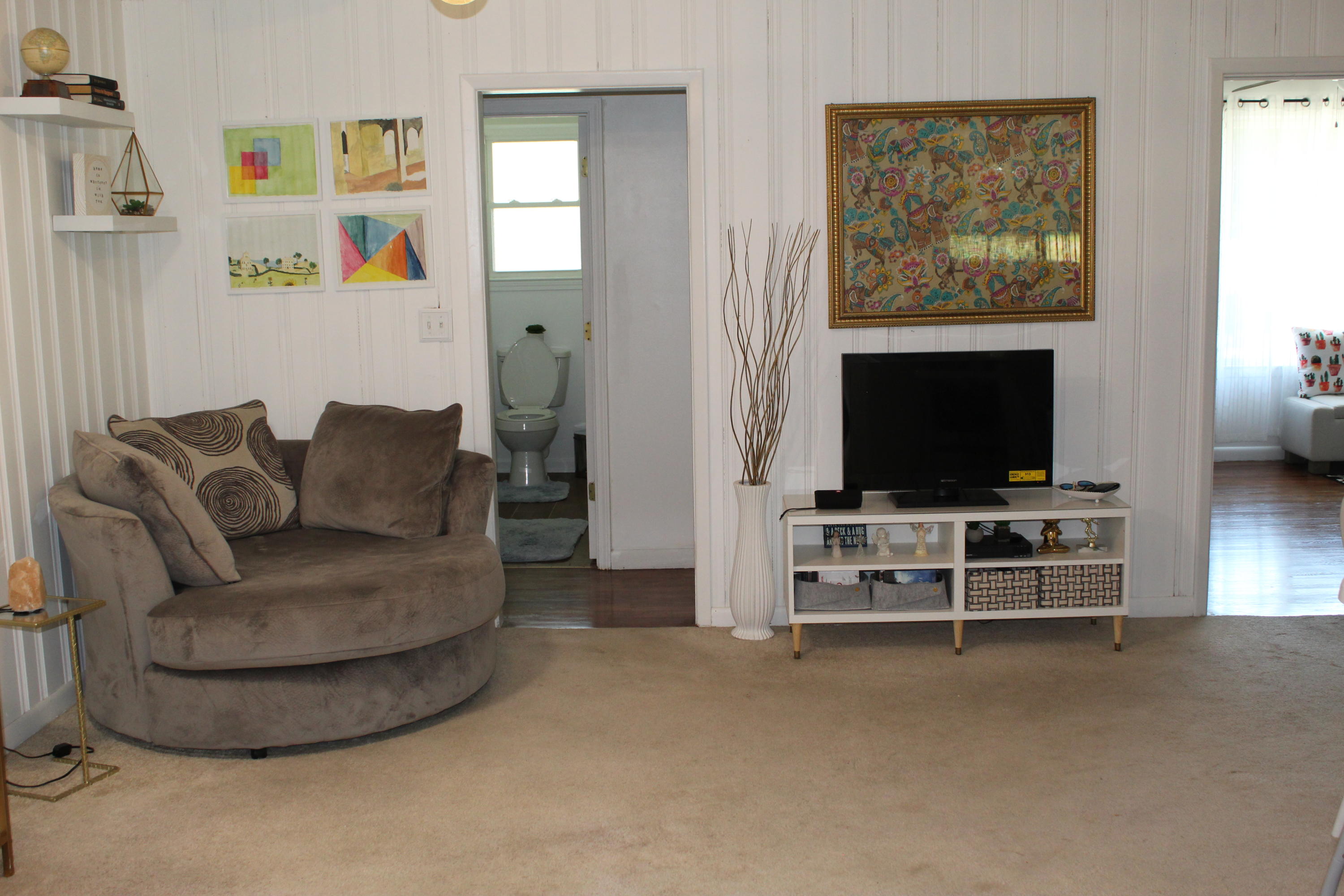 565 State Rd S-38-901 Orangeburg, SC 29115 - Photo 7 of 13 Sitting Room 2