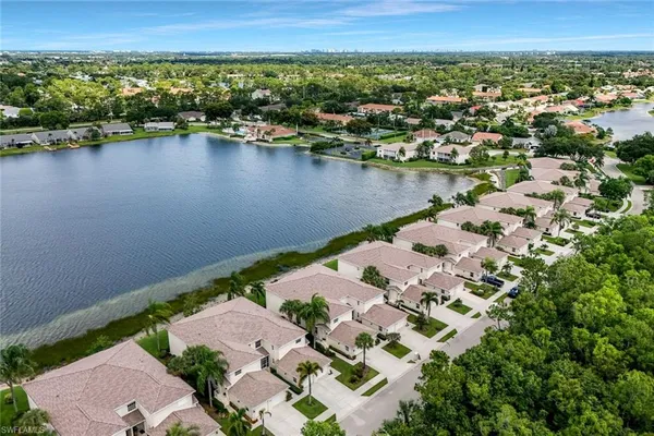 $345,000 | 3420 West Crown Pointe Boulevard, Unit 202, Naples, FL 34112