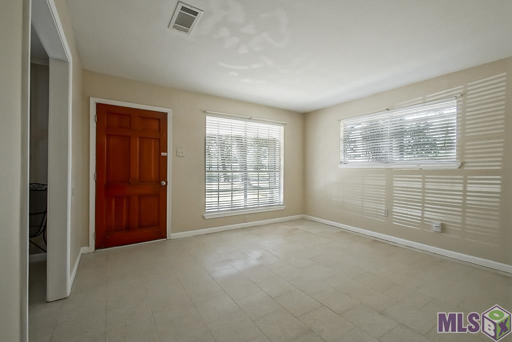 233 Gloria Drive Baton Rouge, LA 70819 - Photo 3 of 21