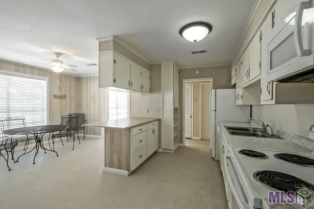 $159,900 | 233 Gloria Drive, Baton Rouge, LA 70819