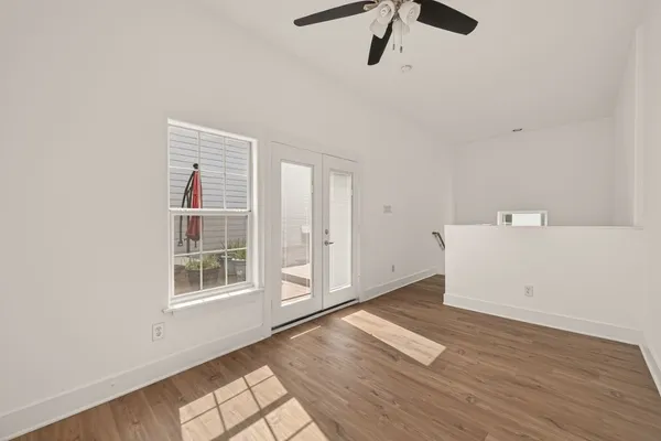 $3,000 | 724 Ruthven Street, Houston, TX 77019