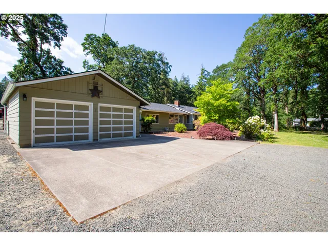 $685,000 | 89312 Territorial Highway, Elmira, OR 97437
