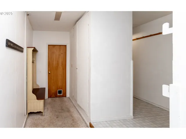 $685,000 | 89312 Territorial Highway, Elmira, OR 97437