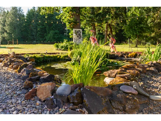 $685,000 | 89312 Territorial Highway, Elmira, OR 97437