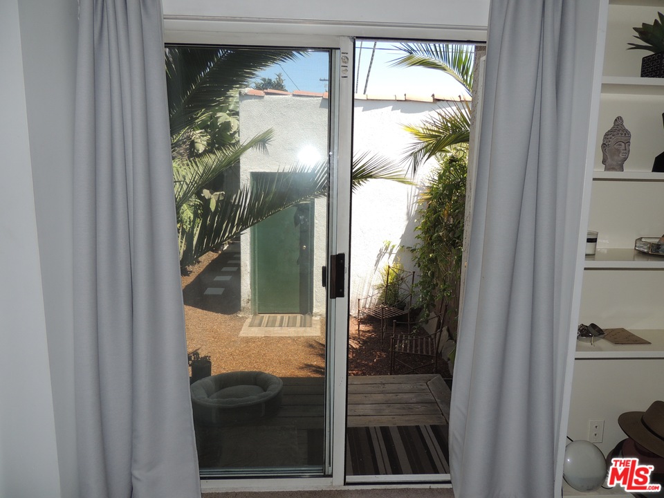 908 Victoria Avenue Venice, CA 90291 - Photo 10 of 25 a view of storage and utility room