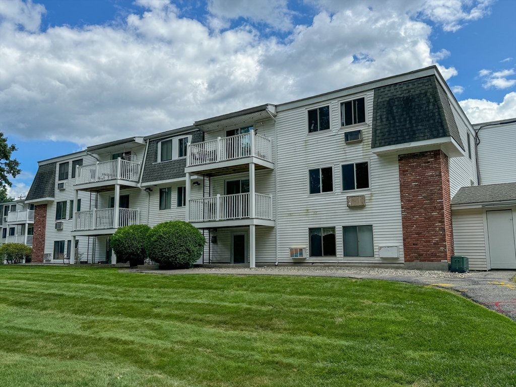 96 Main Street, Unit B6 Foxboro, MA 02035 - Photo 9 of 26