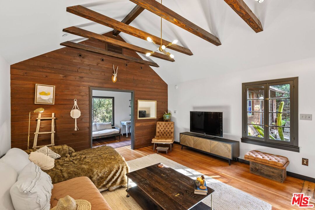 1551 Penny Road Topanga, CA 90290 - Photo 6 of 51