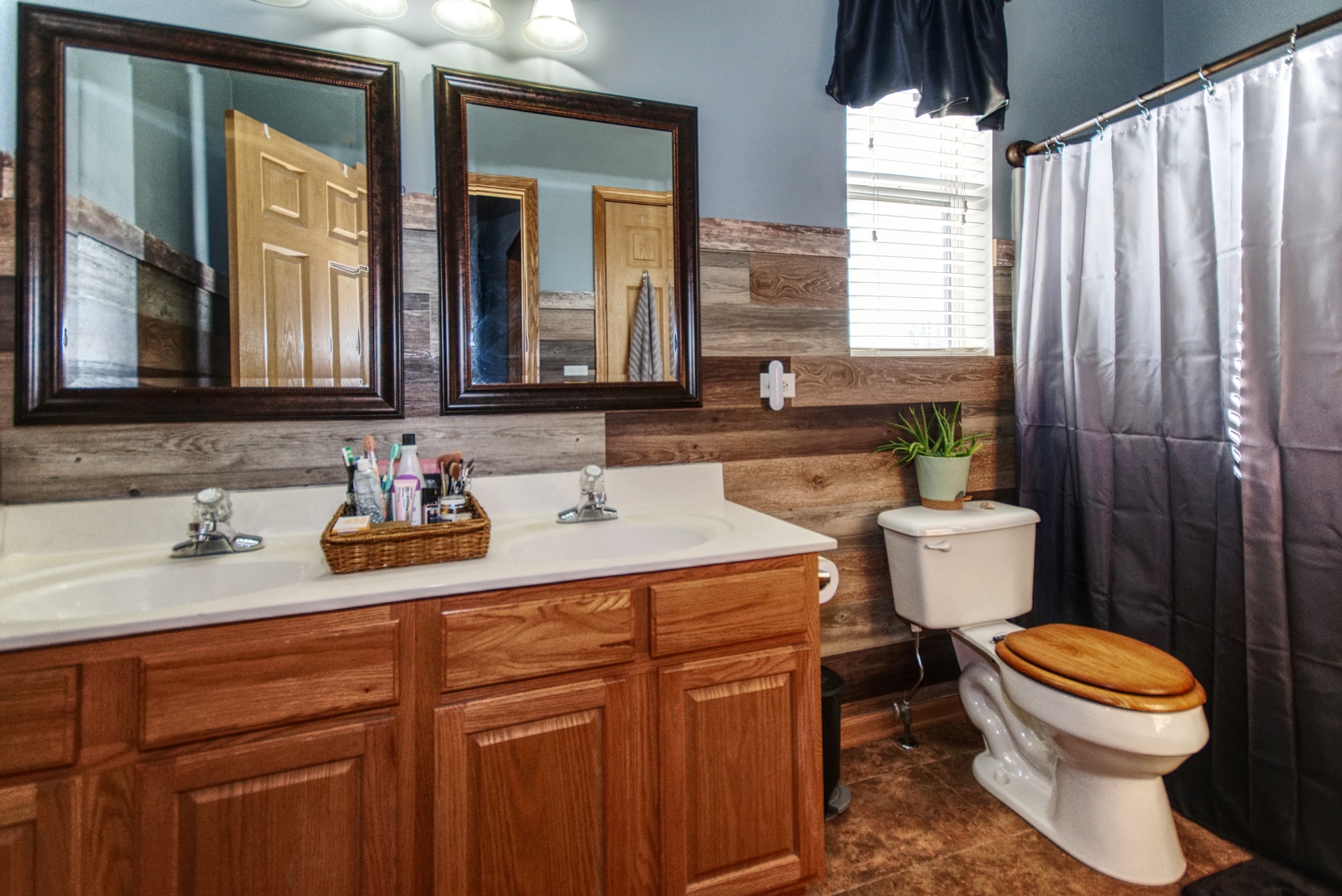 917 Prairie Path Lane Joliet, IL 60436 - Photo 13 of 24