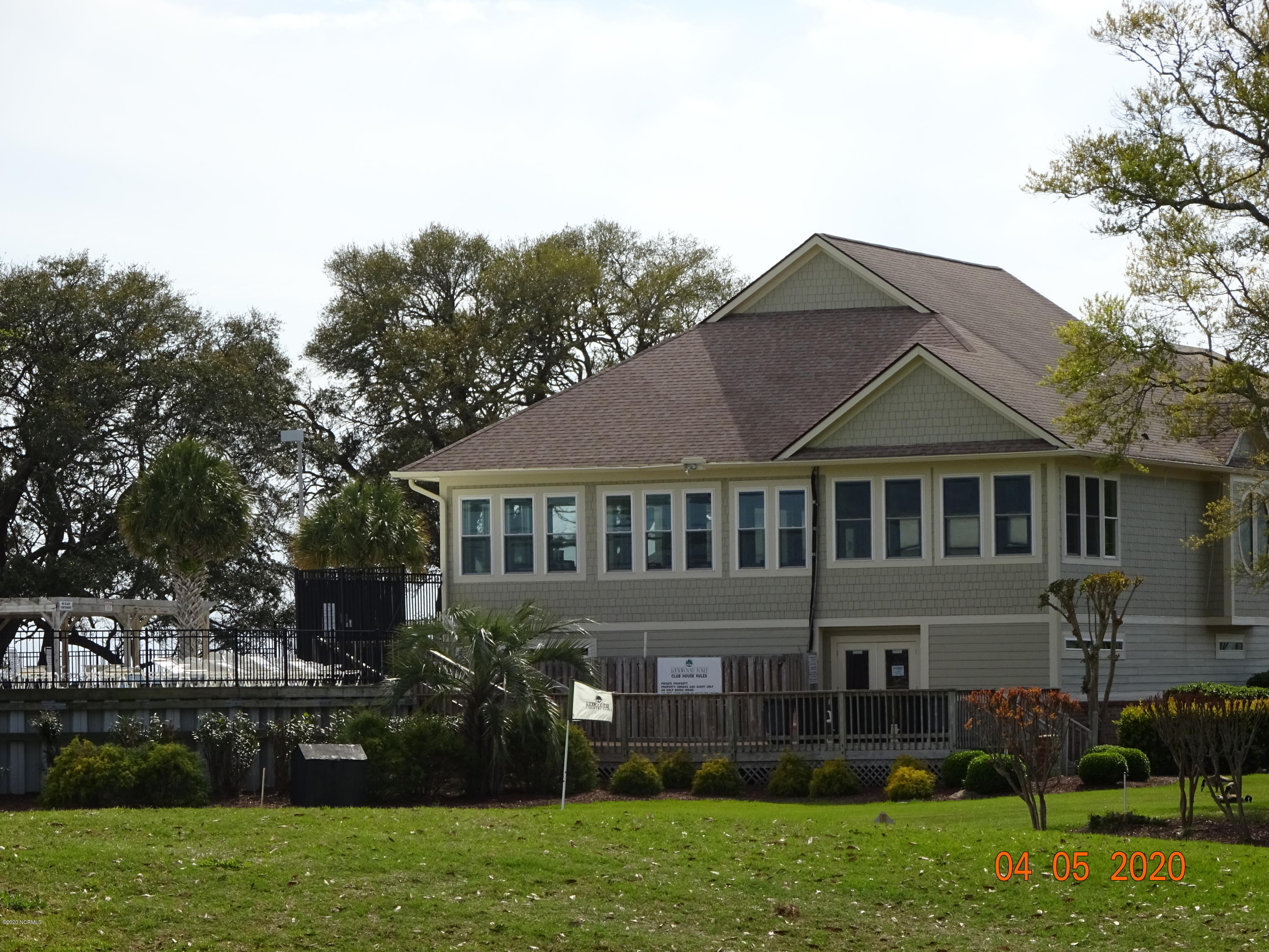 115 Genoe's Point Road Southwest Supply, NC 28462 - Photo 19 of 73 Pool House