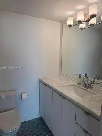 $3,400 | 1621 Bay Road, Unit 708, Miami Beach, FL 33139